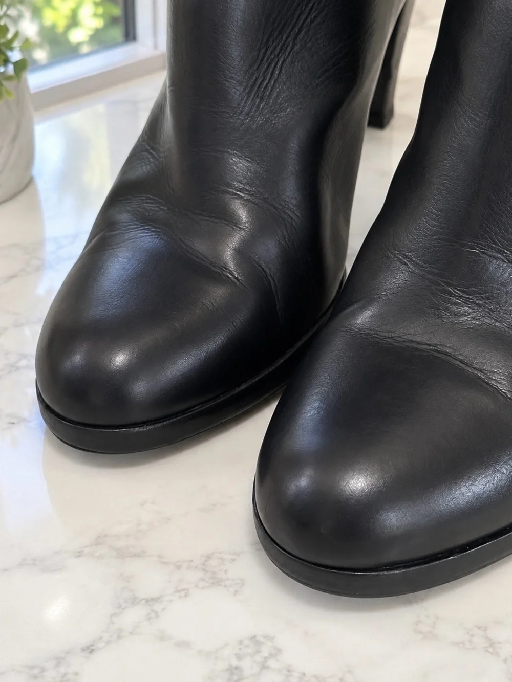 Gucci Elisabeth 206778 Women's Black Leather Knee-High Heeled Boots 6B Italy EUC